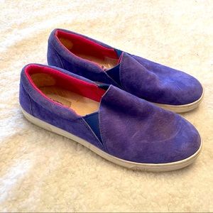 UGG Genuine Suede Leather Slip On Shoes 9